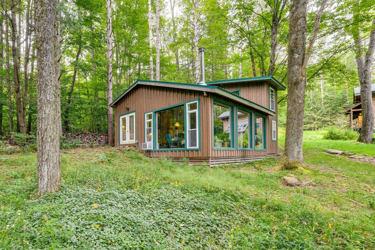 Secluded Upstate NY Forest Cottage on 33+ Acres!