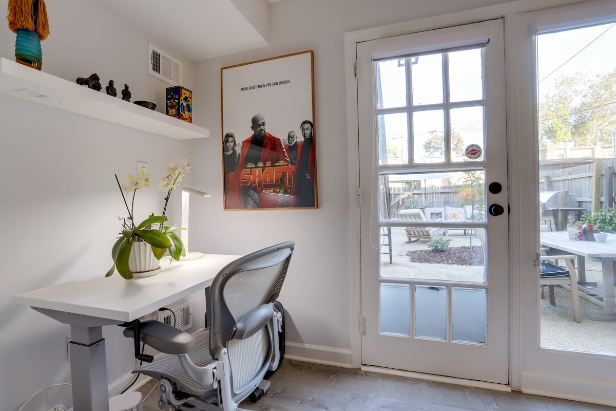 Sojourn A Chic 3 BR | Capitol Hill