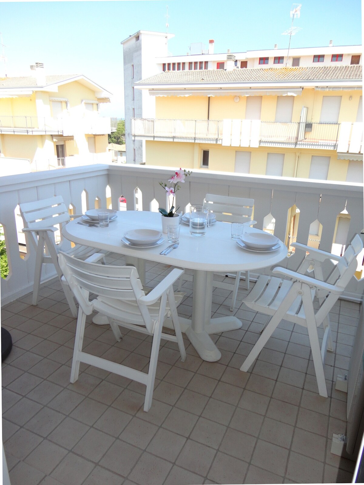 Nice Apartment with balcony For 6 People - by Beah