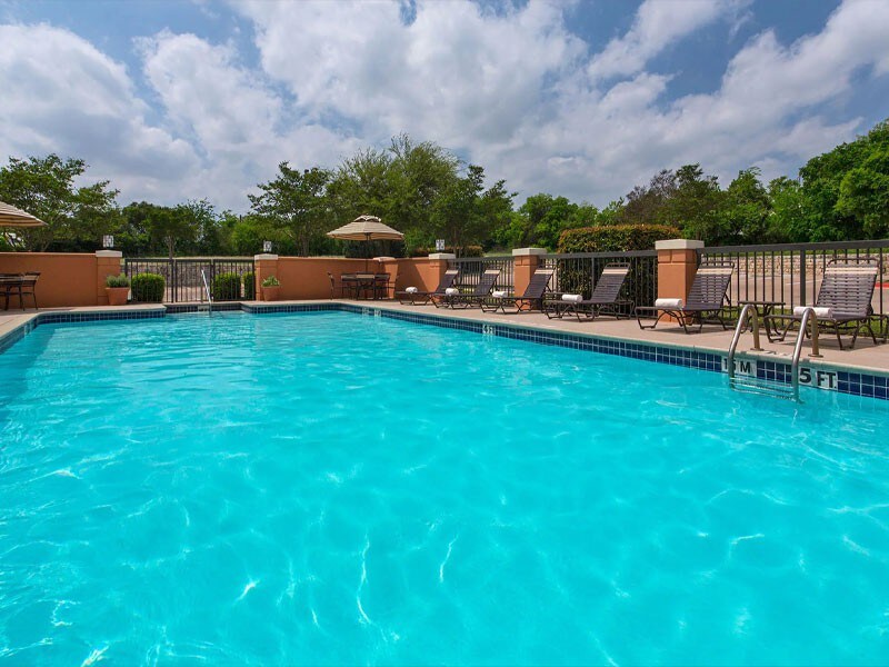 Great Choice! W/ Free Parking, Pet-friendly, Pool!