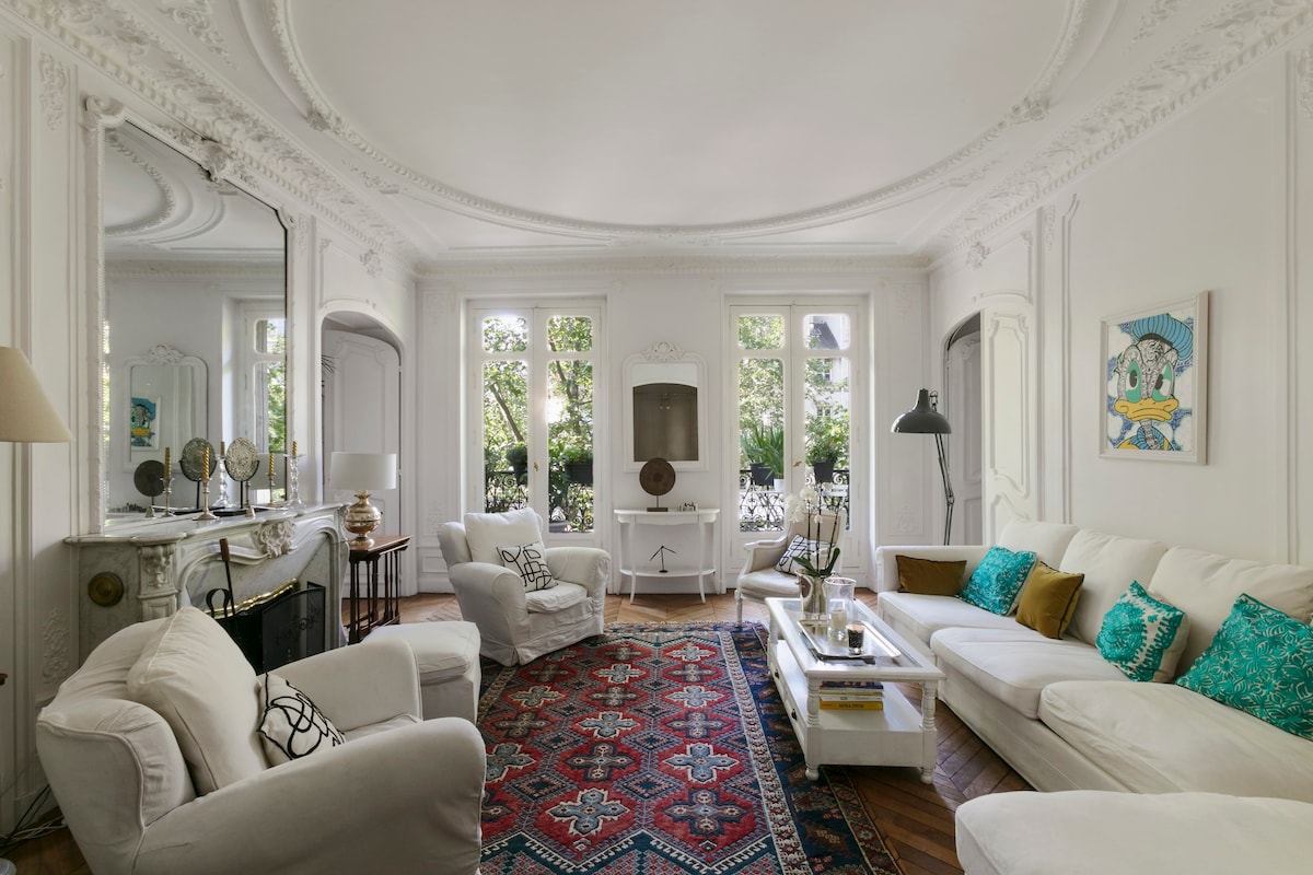 Boulevard Saint-Germain by onefinestay