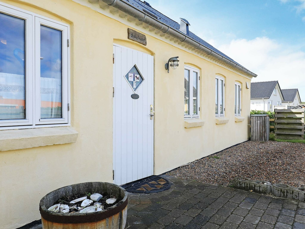 6 person holiday home in harboøre