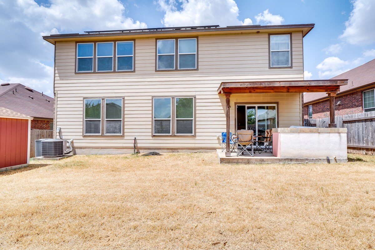 Pet-Friendly Round Rock House w/ Fenced Backyard!