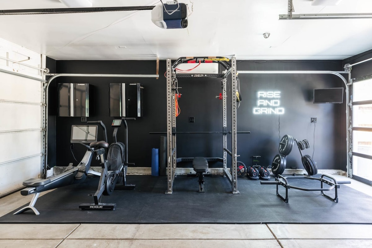 5 Star Retreat | Gym | Private Office