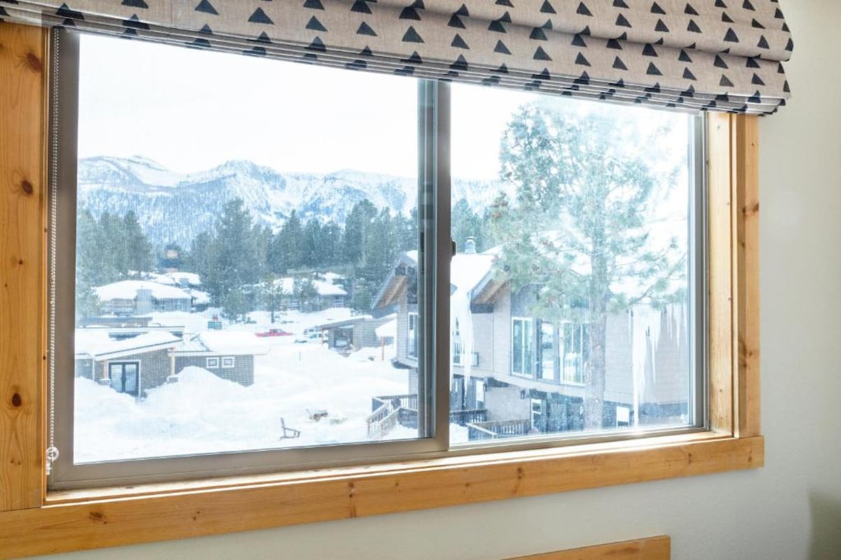 Guest room with King bed at Outbound Mammoth