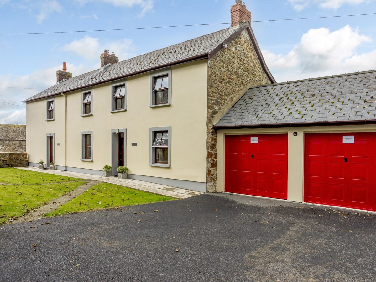 2 Bed in Broad Haven  (51201)