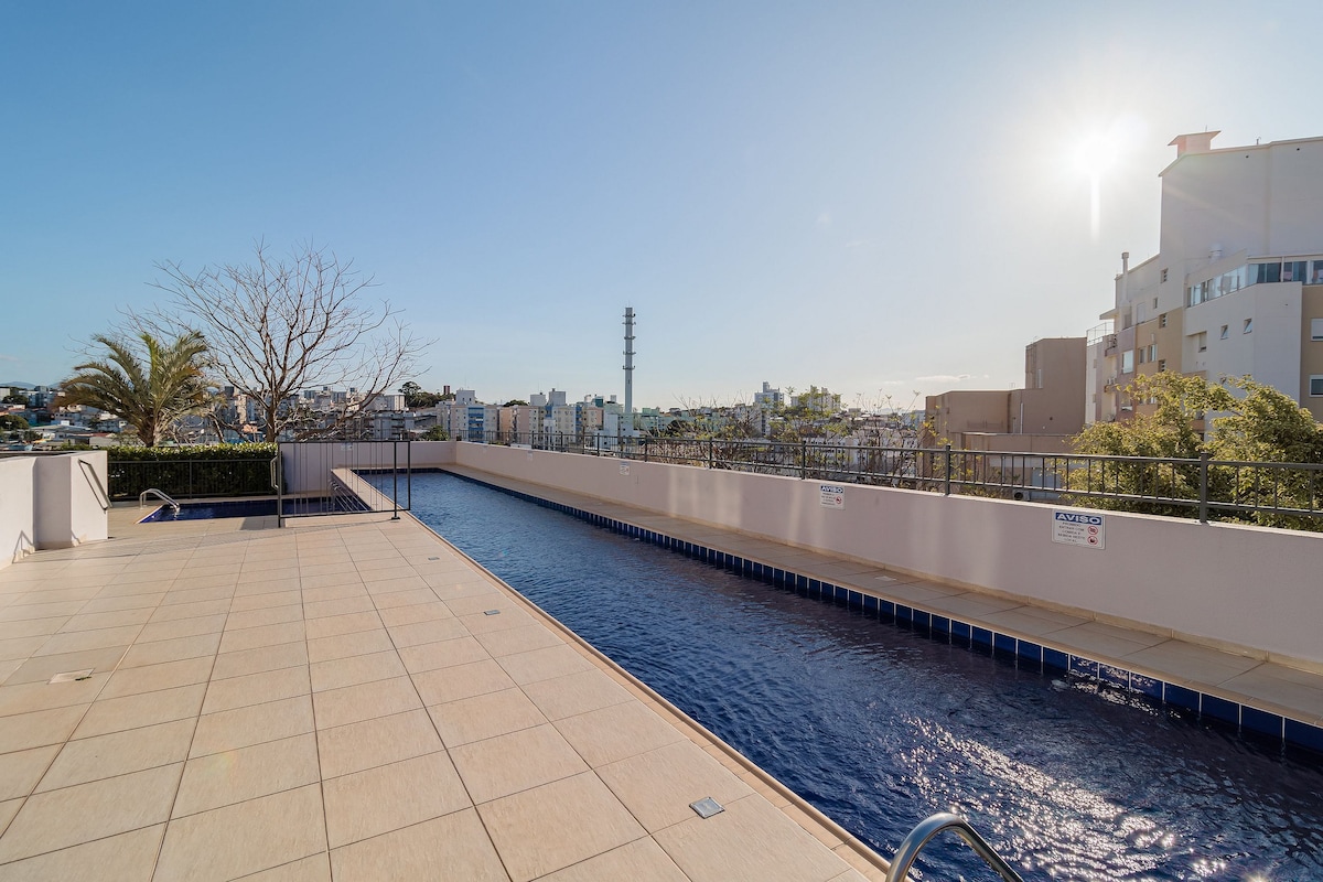 Modern apt with pool and barbecue ELE203
