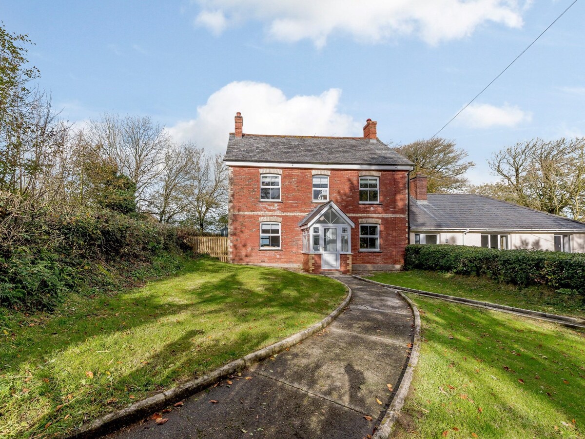 5 Bed in Bude  (79454)