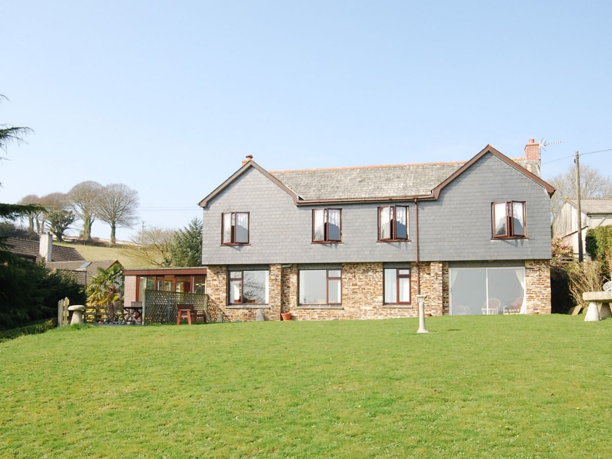 9 Bed in Mevagissey (TREFA)