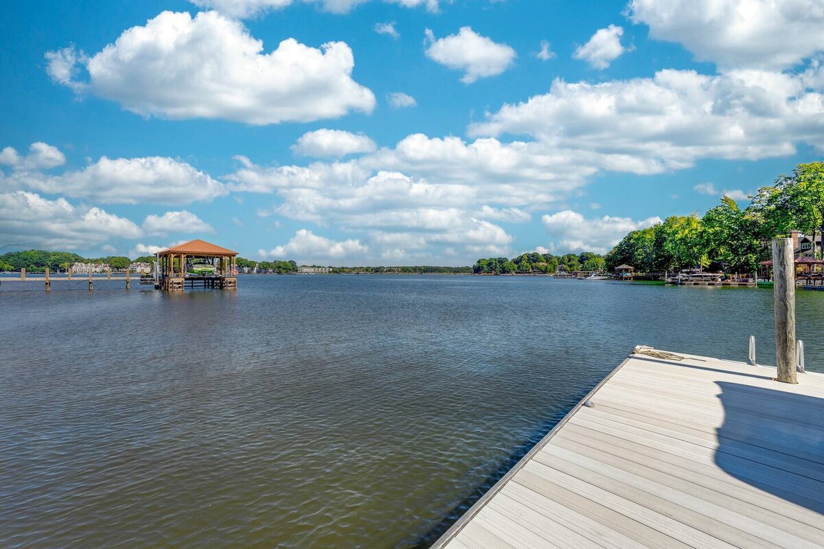 Lake Norman Luxury Lakefront - Dock Hottub Pool