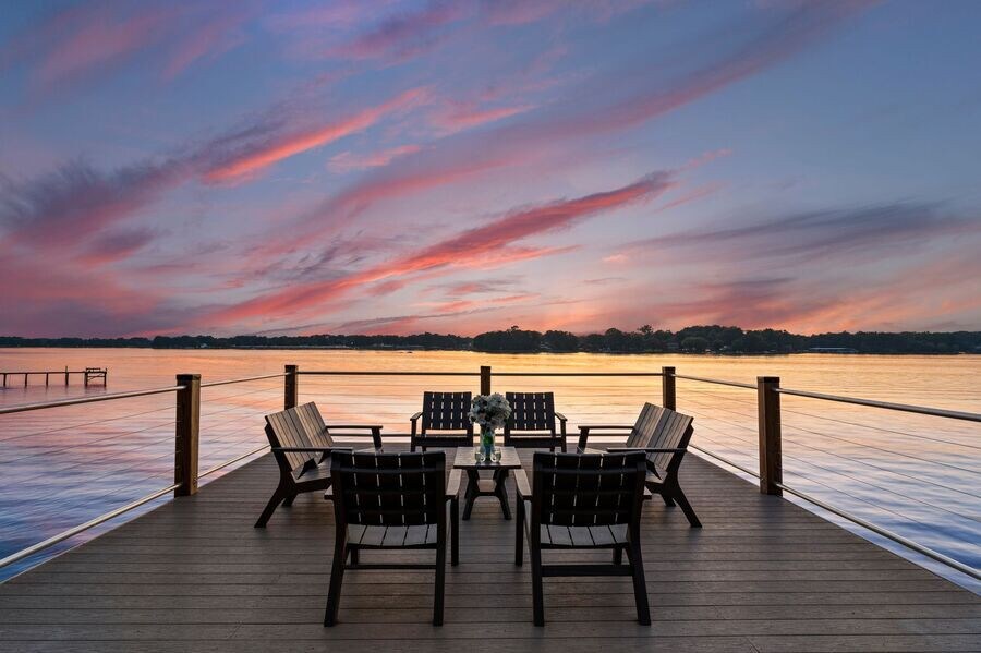 Lakefront Living w/Optional Boat Rental