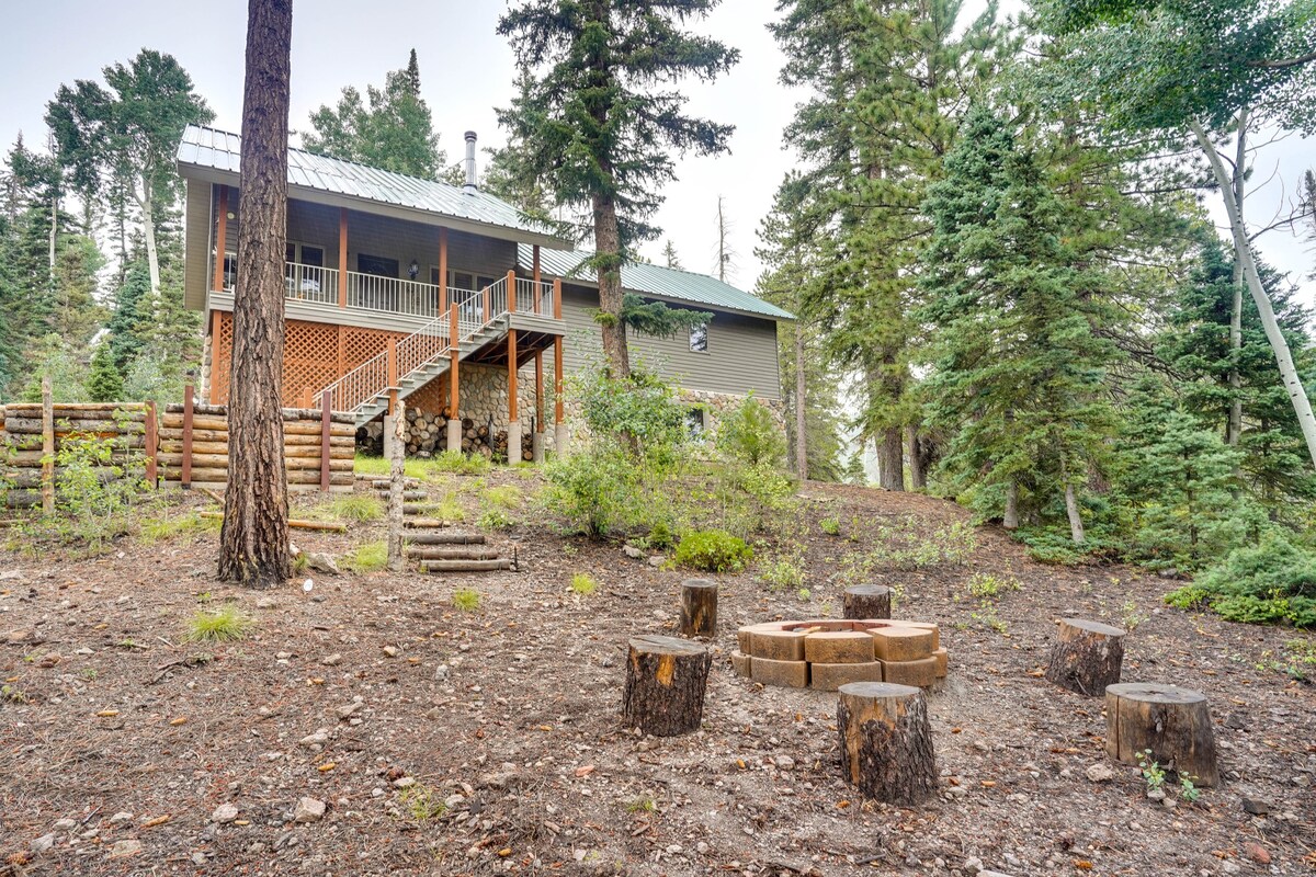 Spacious Beaver Getaway Near Eagle Point Resort!