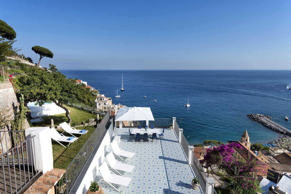Luxury property in Amalfi town