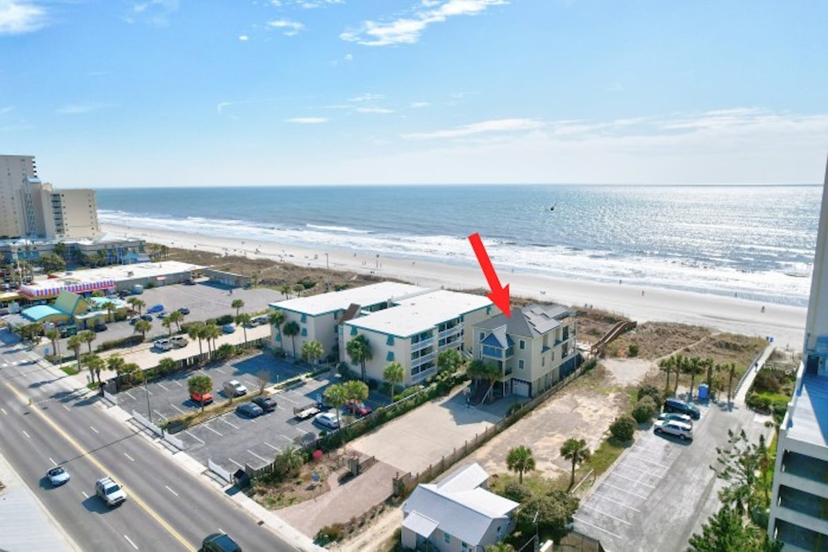 Pool, Hot Tub, Ocean Front - Paradise in the Sun!