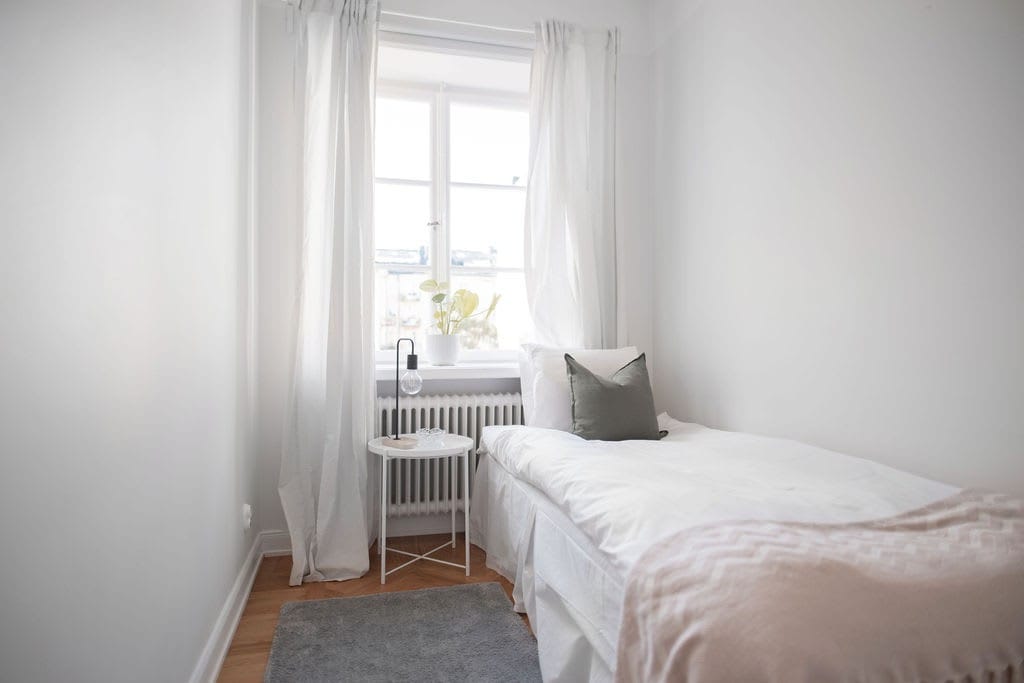 Newly renovated top floor apartment on Kungsholmen