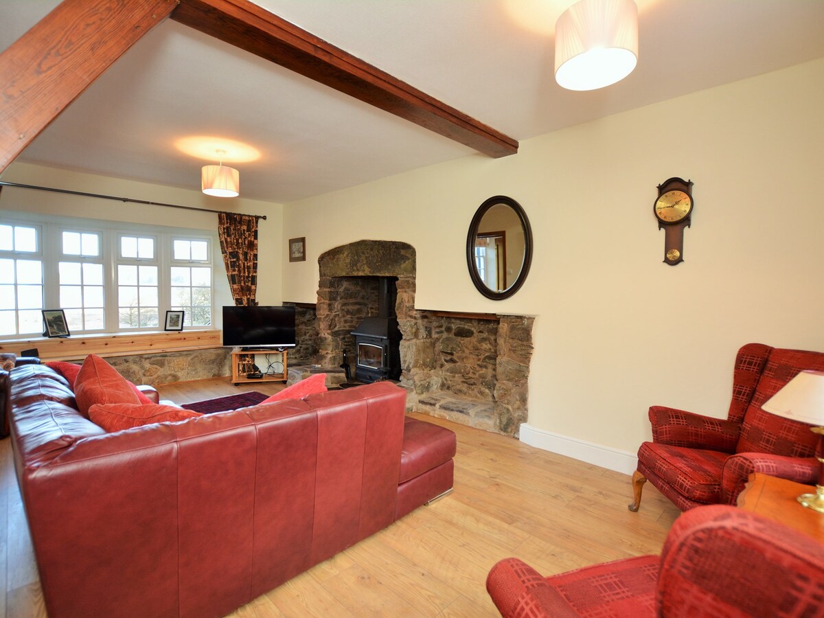 3 Bed in Betws-y-coed  (55655)