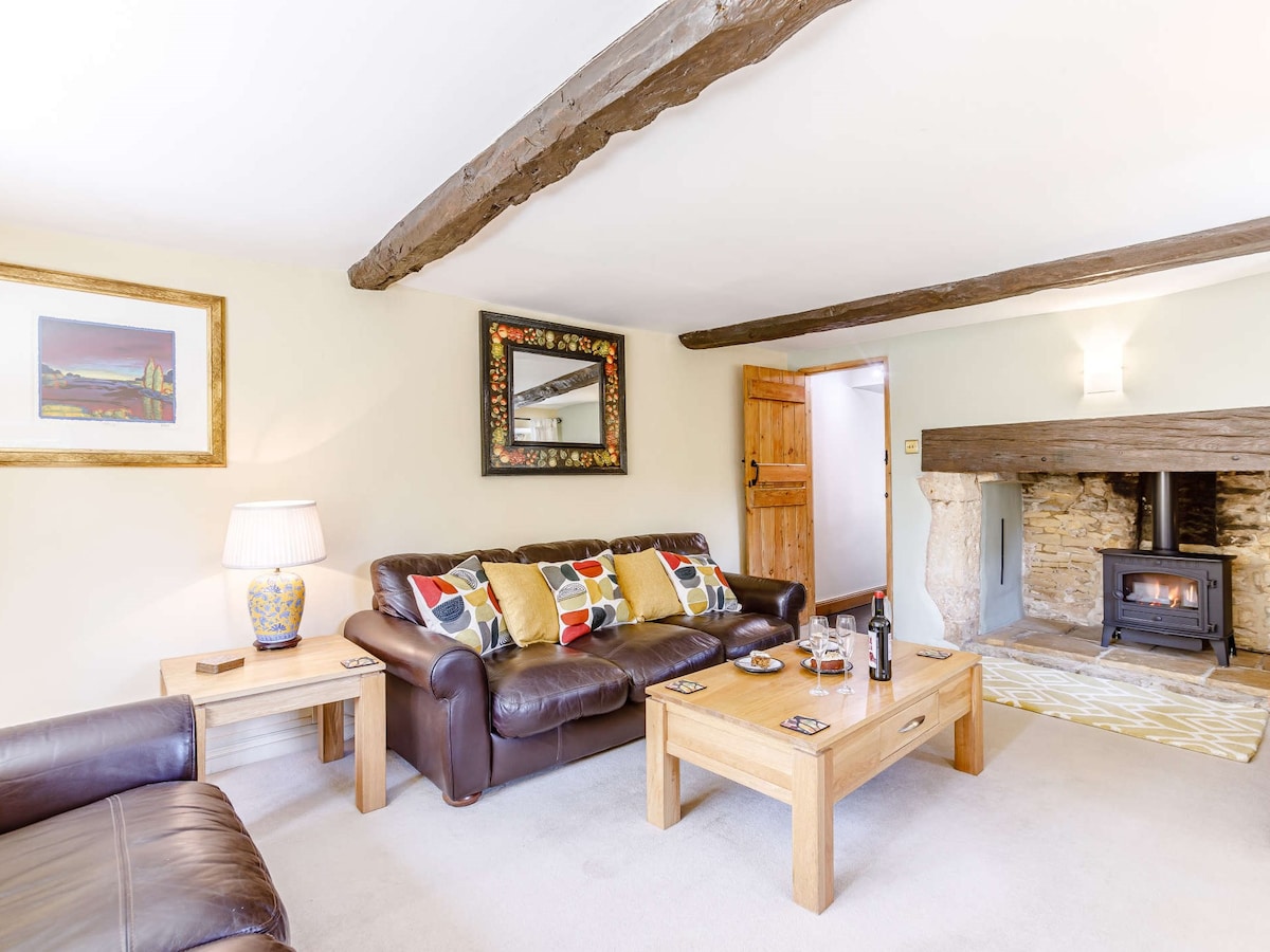 3 Bed in Bourton-on-the-Water (PTREE)