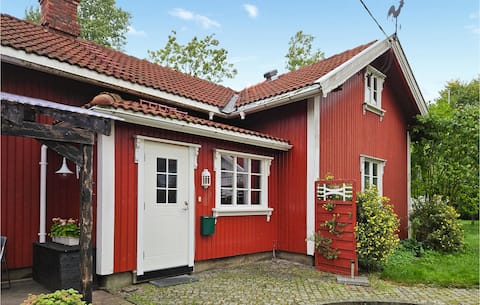 Stunning home in Eidsberg with kitchen