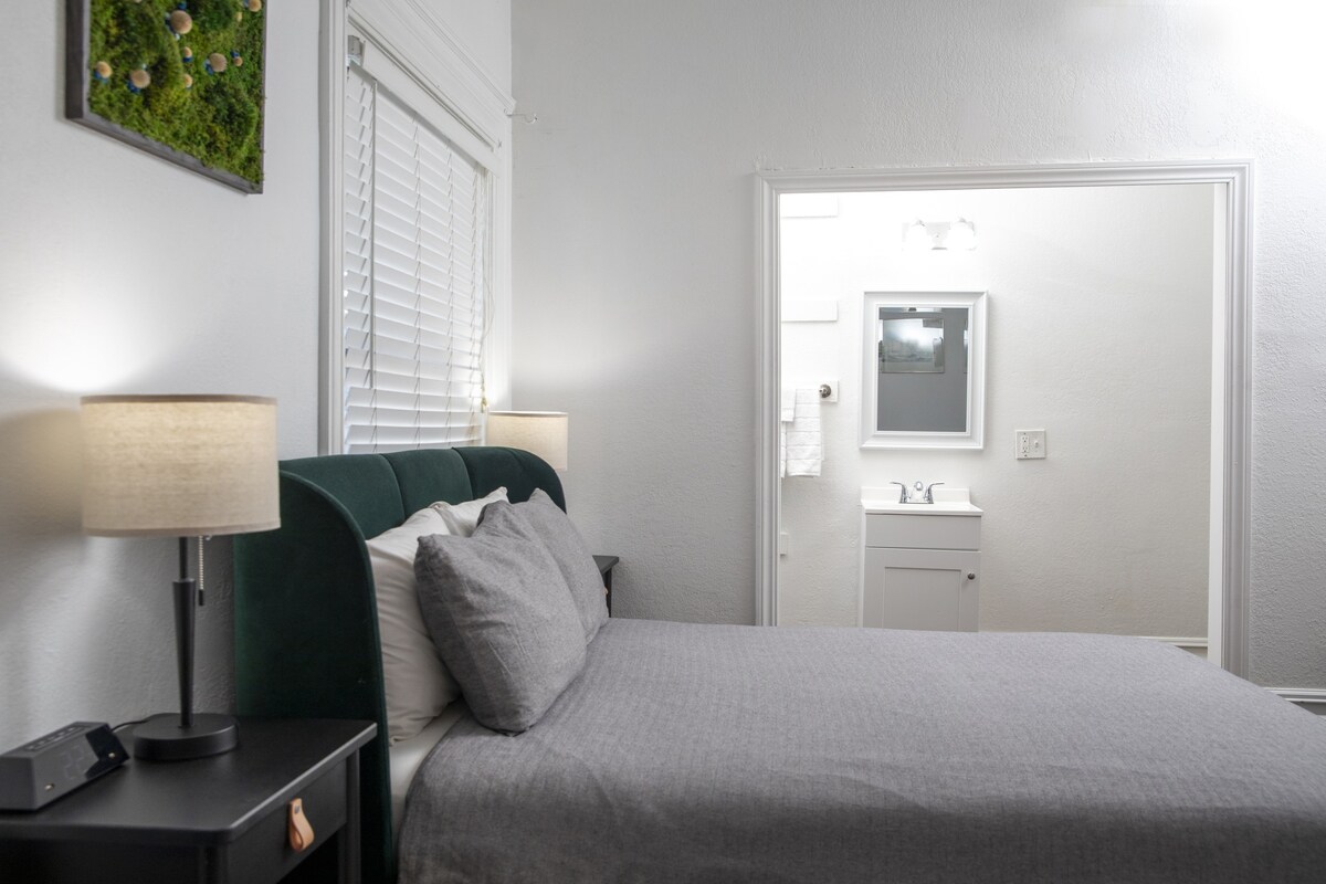 Family Quad Room with Shared Bathroom