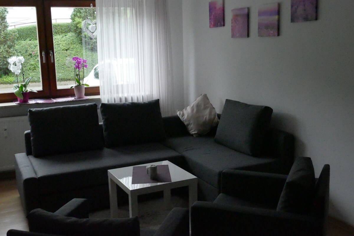 Ferienwohnung  ( Ferienwohnung "Zum Wiesengrund" )