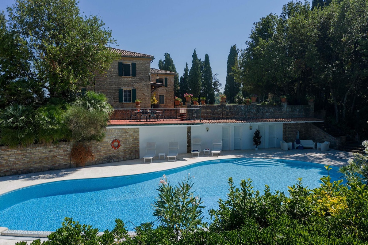 Villa Nina - Pool, Beach 6 km, Air conditioning