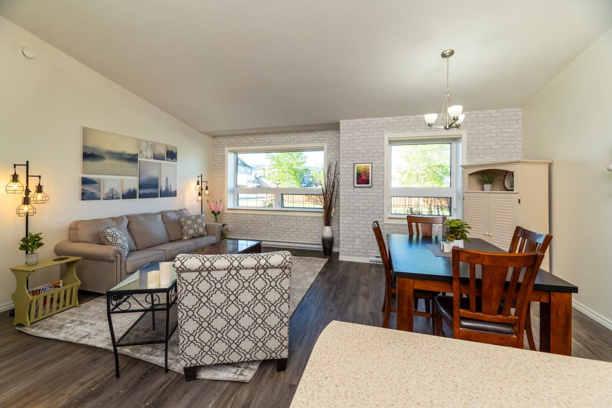 NN - The Fireweed Retreat - Copper Ridge 3-Bed 3-B