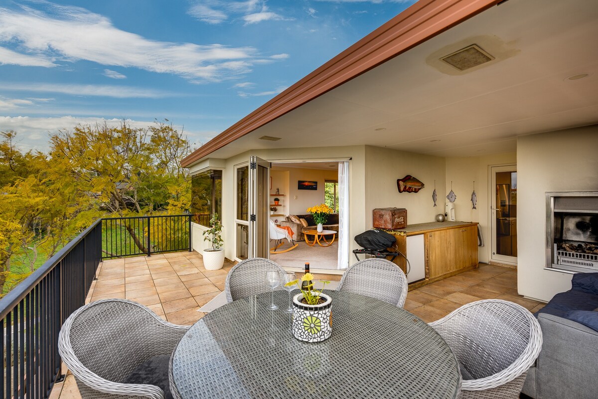 Havelock Heights - Havelock North Holiday Home