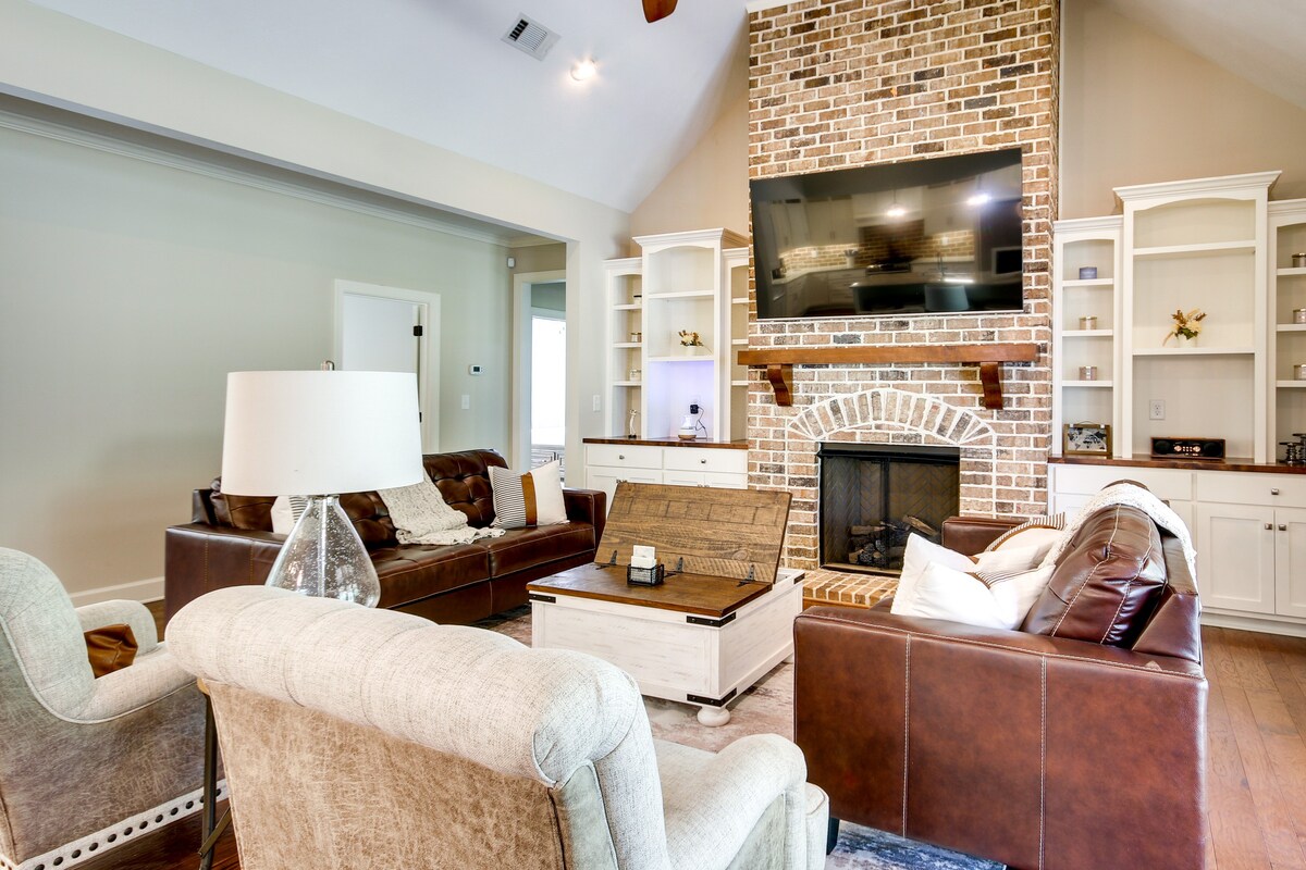 Stylish Hephzibah Home w/ Fire Pit & Theater Room!