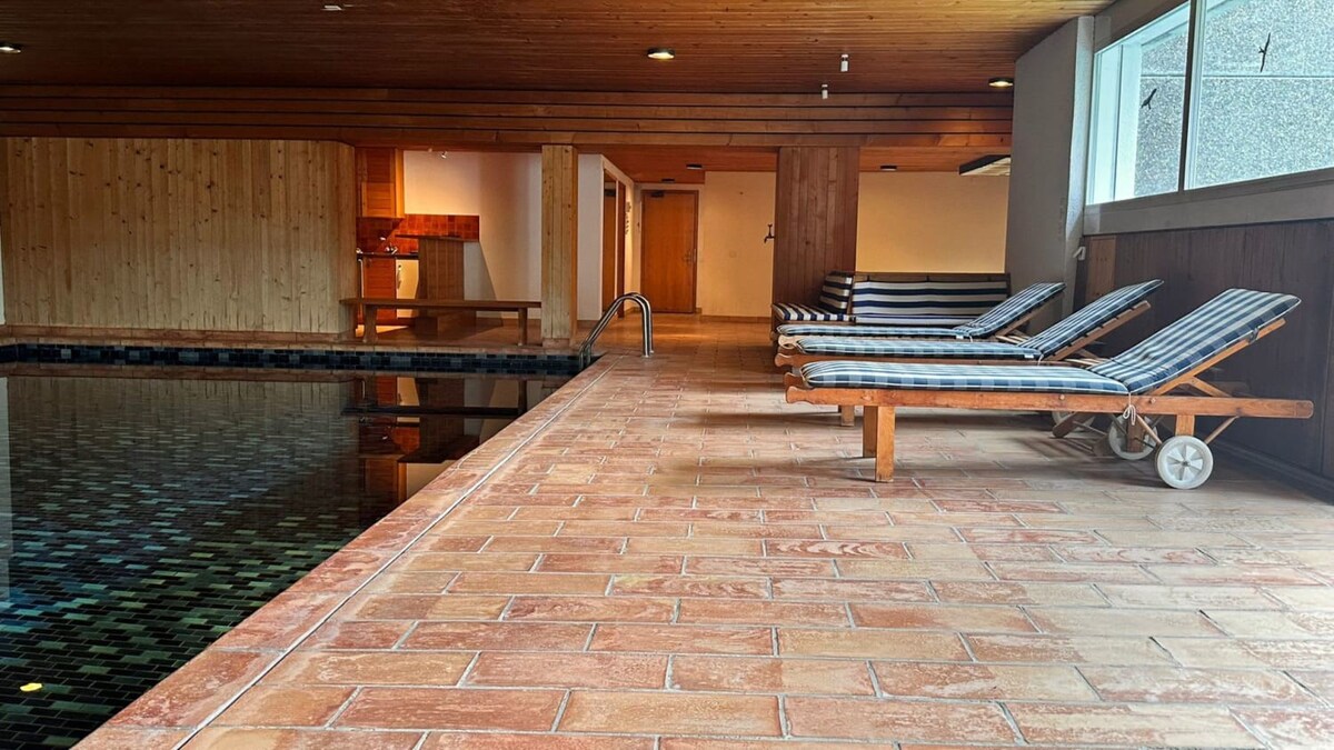 宁静的度假木屋，共用游泳池和水疗中心