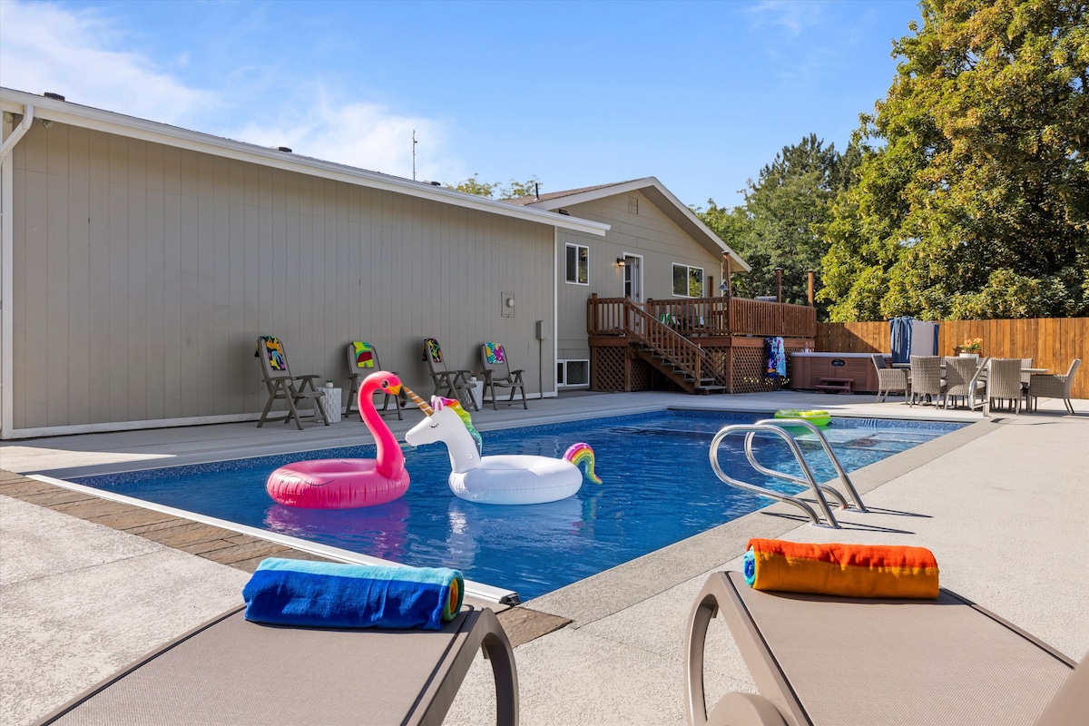 Quail Ridge - Views, Pool and Hot tub