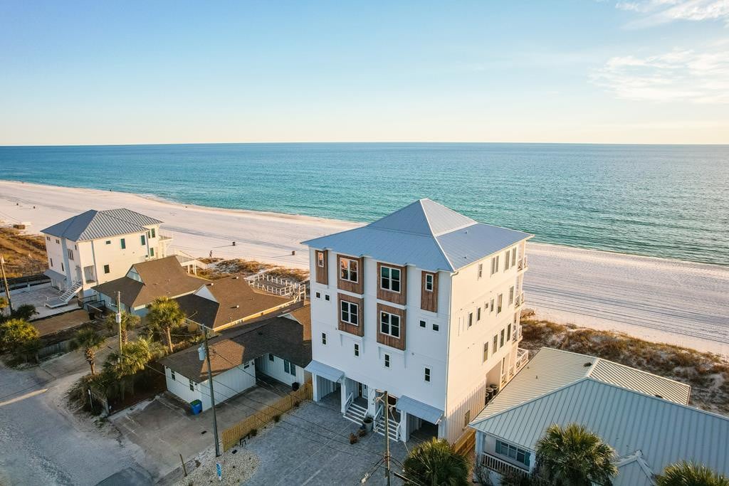 Beachfront House in PCB - 2 Private Pools! SLPS 38