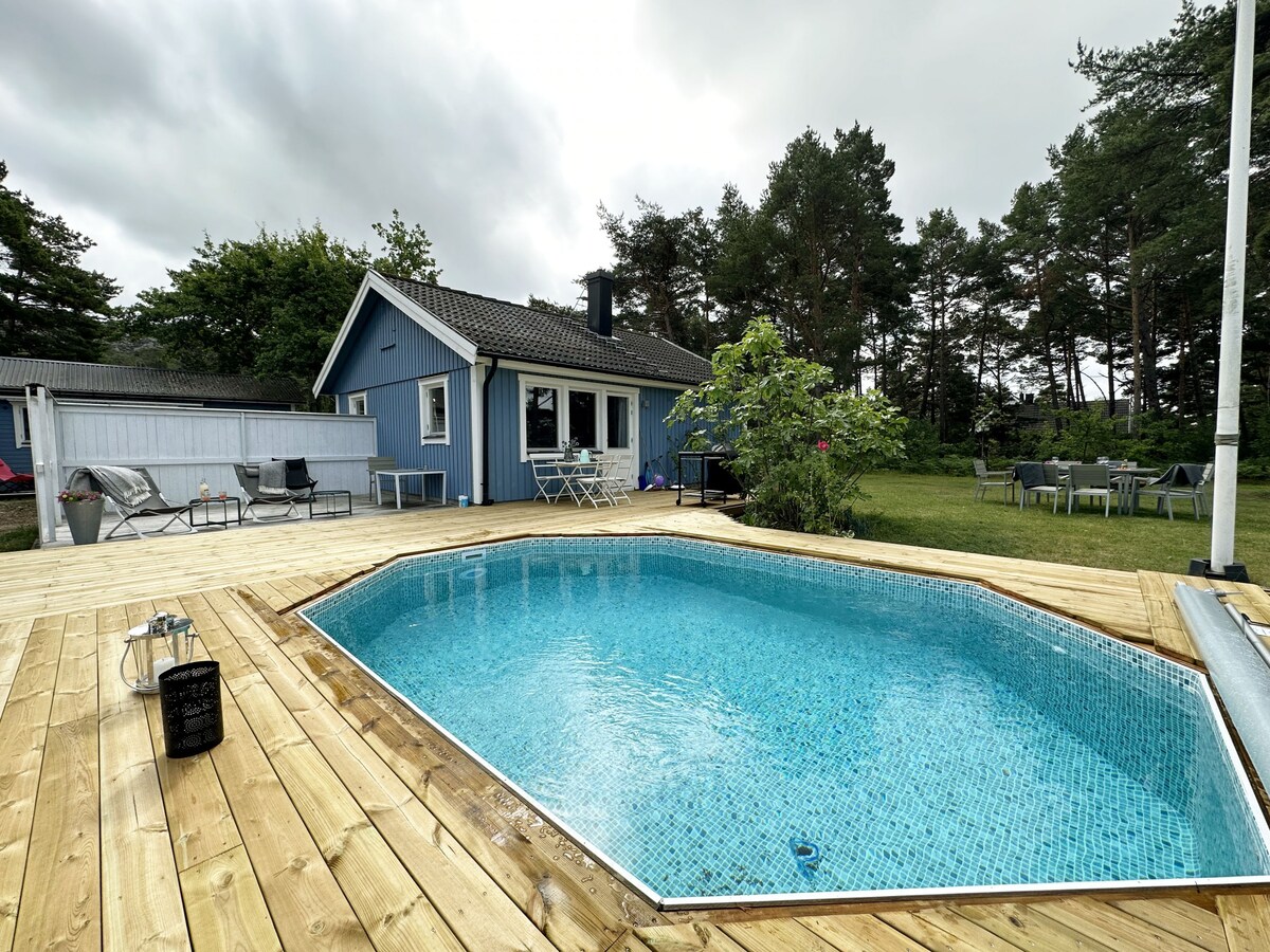 Fresh Pool House in Brisund near Visby | Se12023
