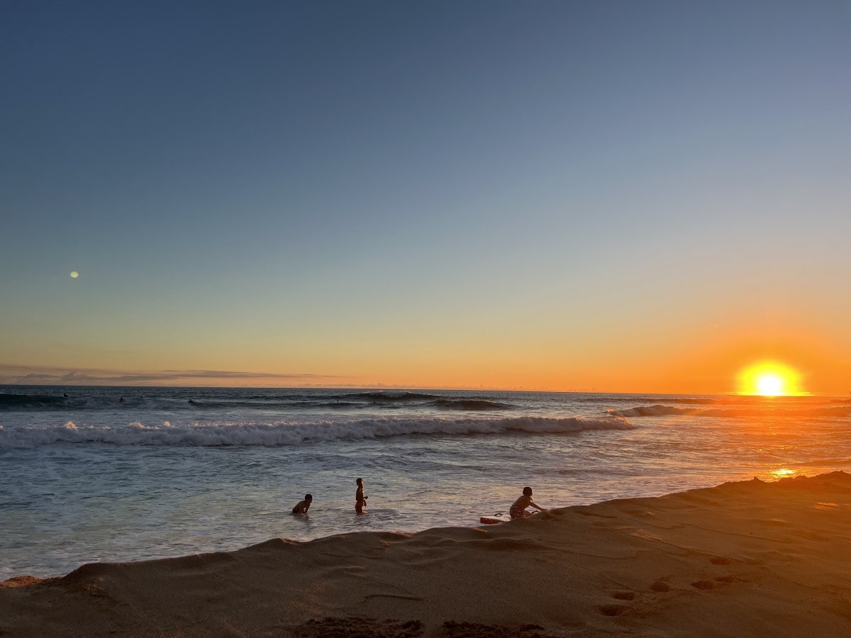 Kalo Homes ~ Surfside Serenity