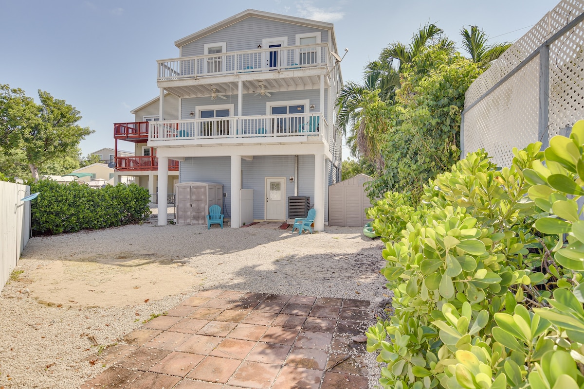 Sunny Key Largo Home w/ Golf Cart & Kayaks