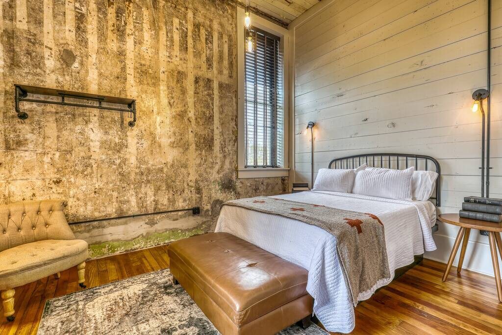 The downtown Brenham Schoolhouse Hotel, Suite 2