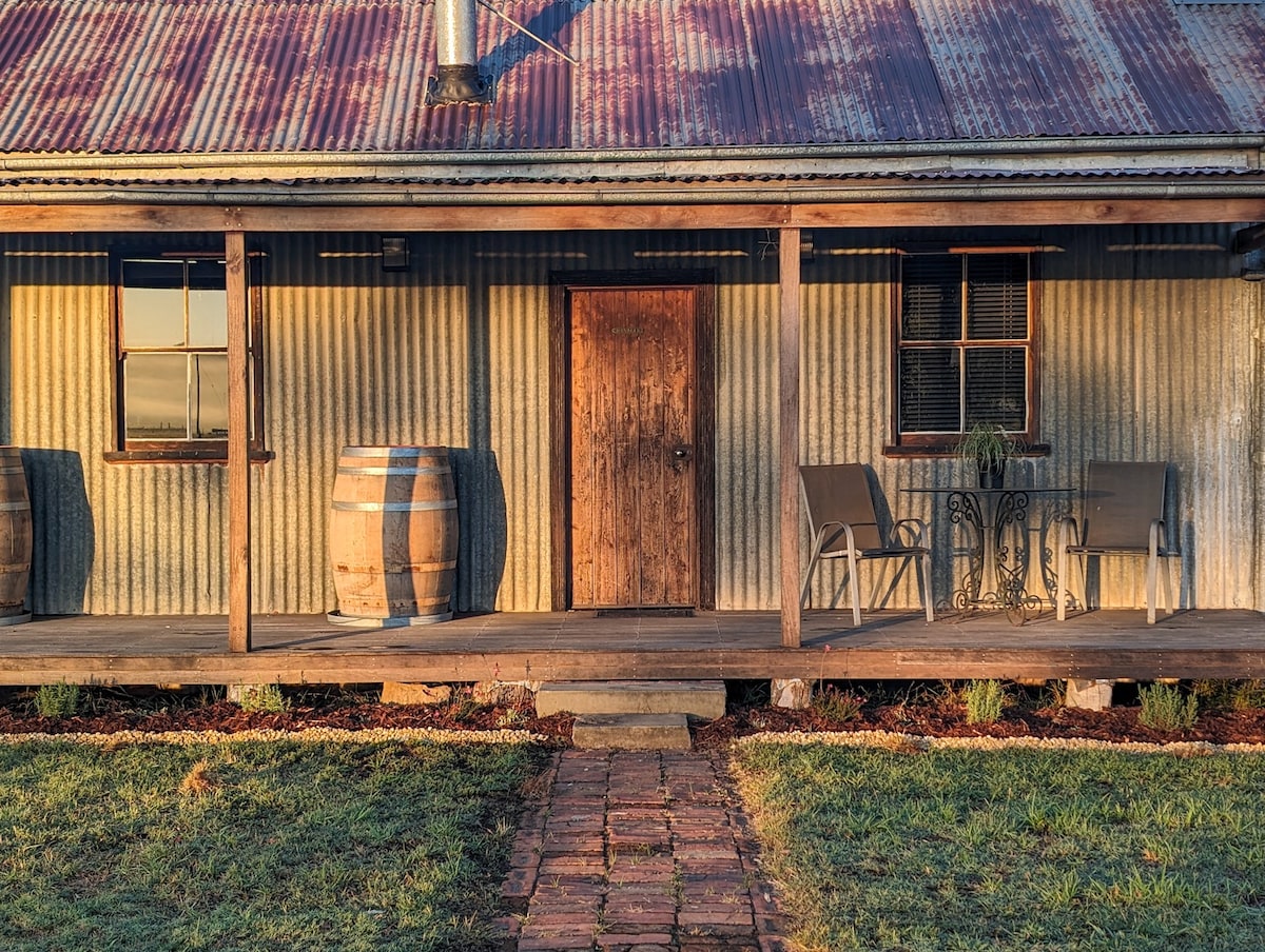 Luxury Rustic Cottage in Hunter Valley