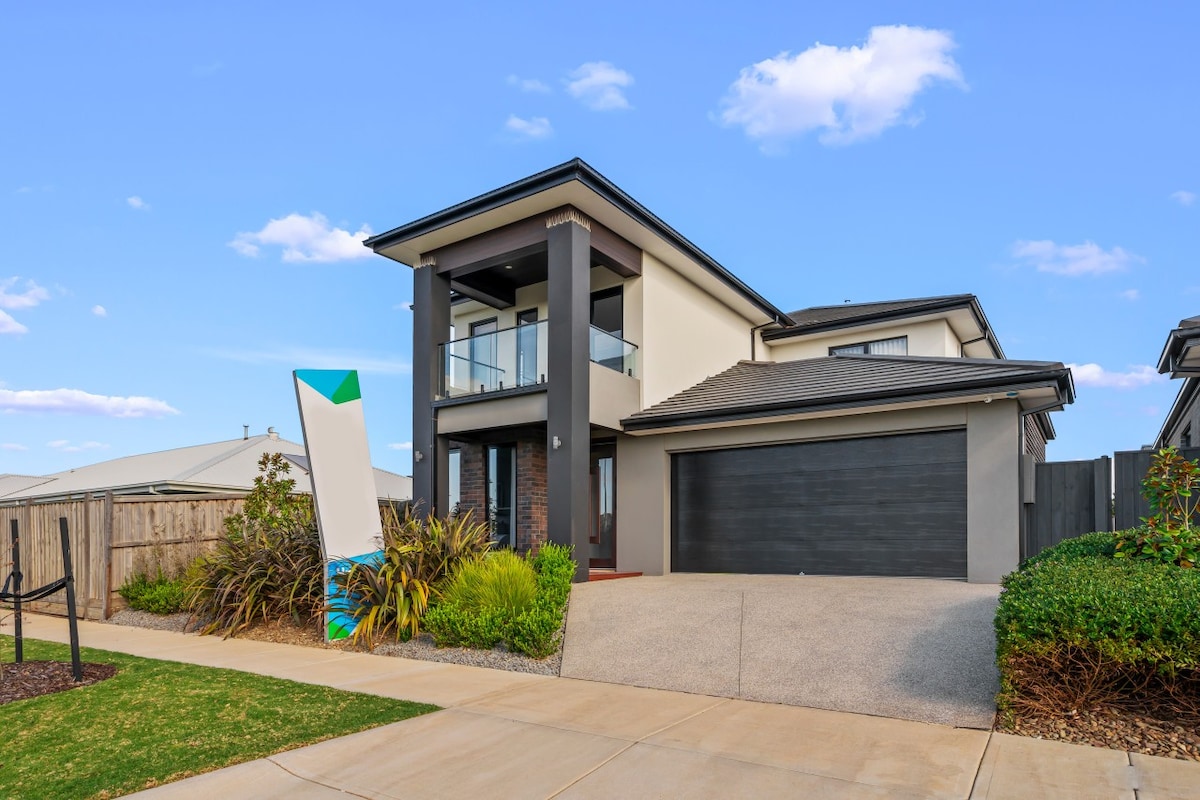 Werribee Gem Luxe Home Family Getaway 6Bed Netflix