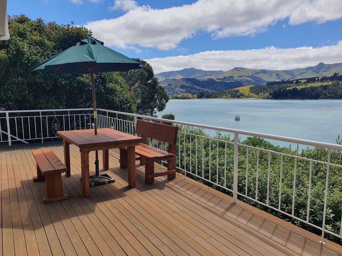 Takamatua Holiday Home