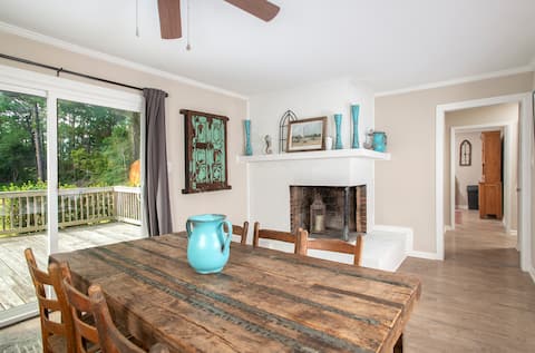 Beautiful 5 Bedroom Home-Cardinal Seas