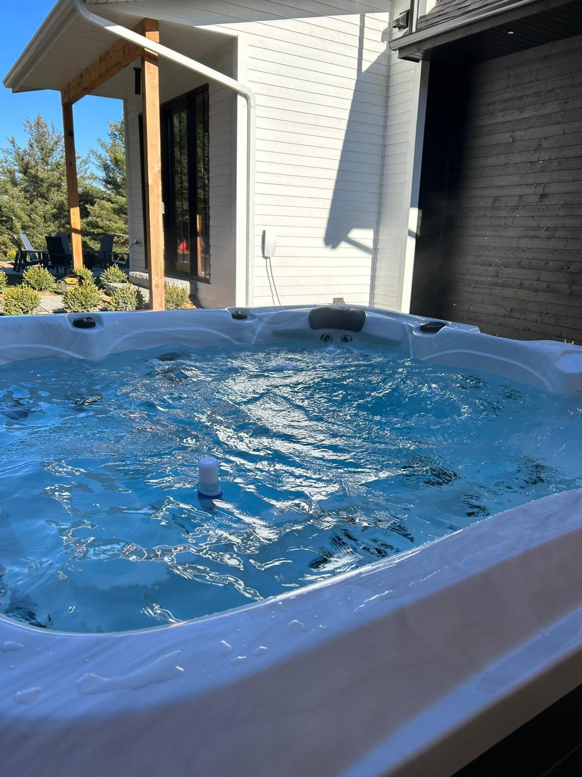 River Luxe Muskoka 6BR 5BA w/ Hottub, Wifi 200mb+