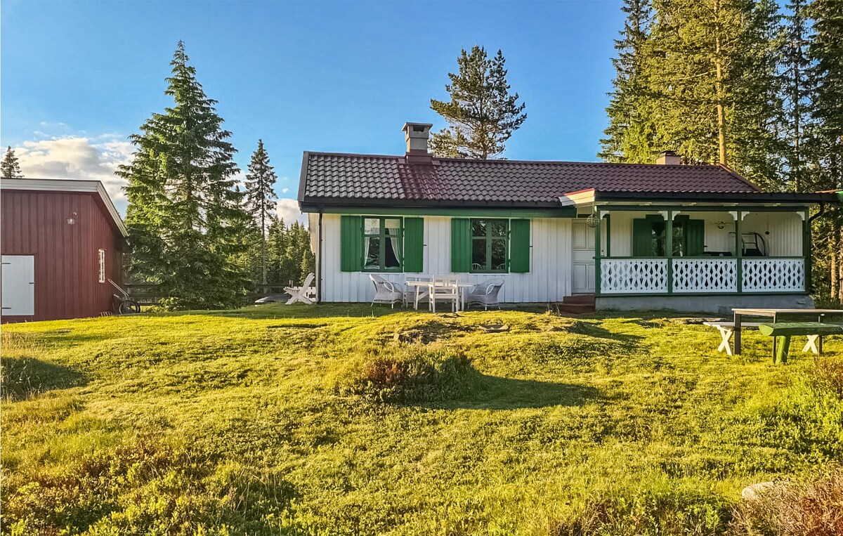 Home in Hønefoss with house a panoramic view