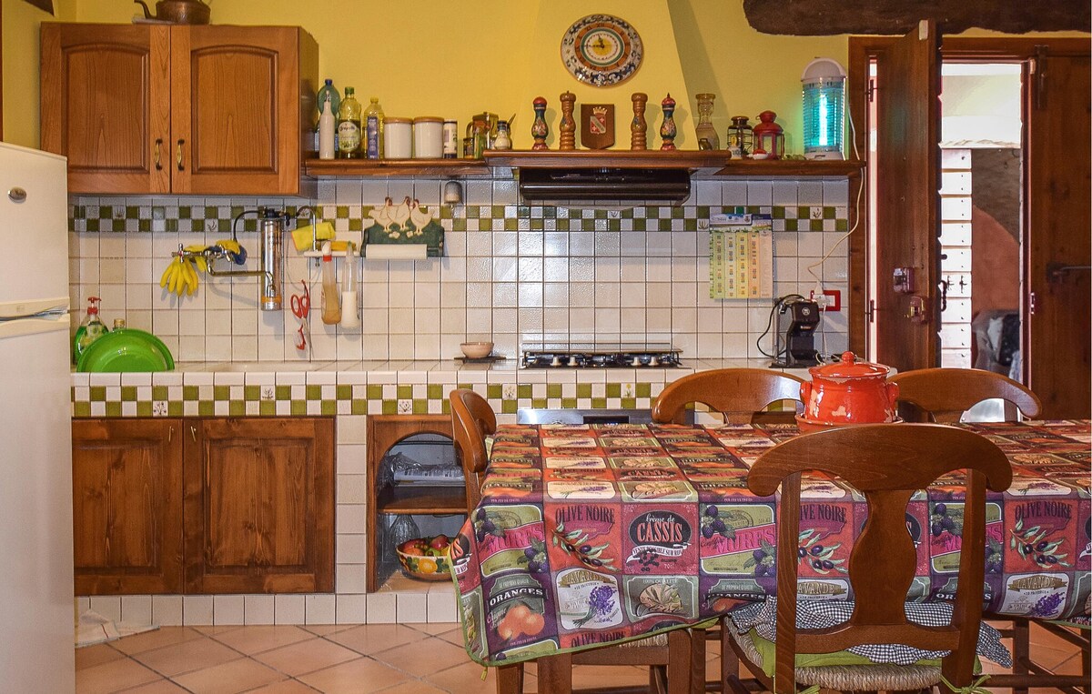 Nice home in Bellante with kitchen