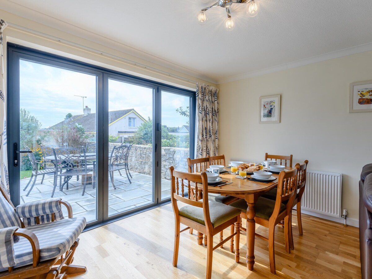 3 Bed in Swanage (79405)