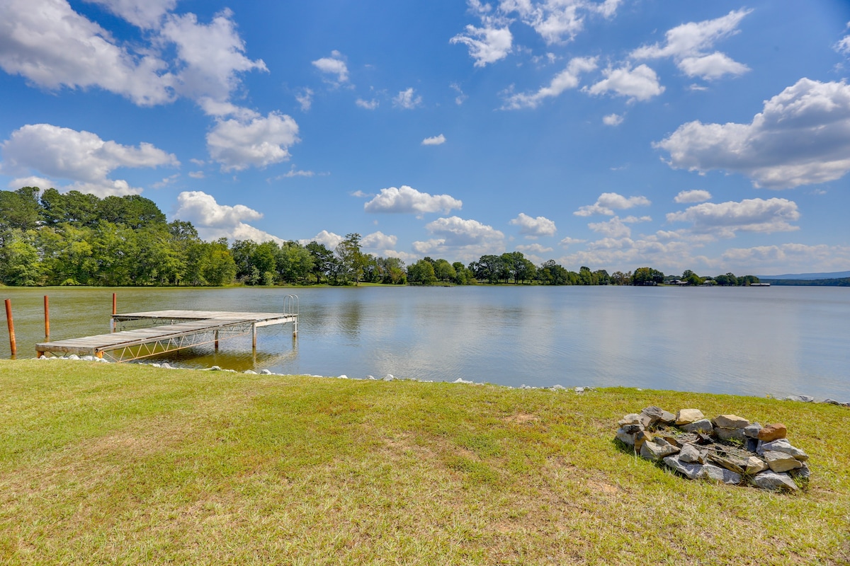 Lakefront Alabama Escape w/ Boat Dock & Fire Pit!