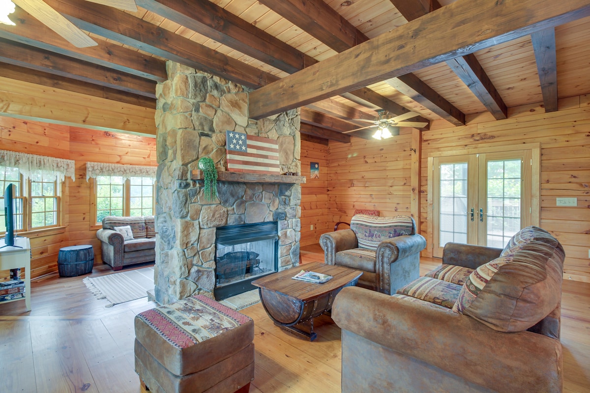Peaceful Raphine Cottage w/ Deck & Fireplace!