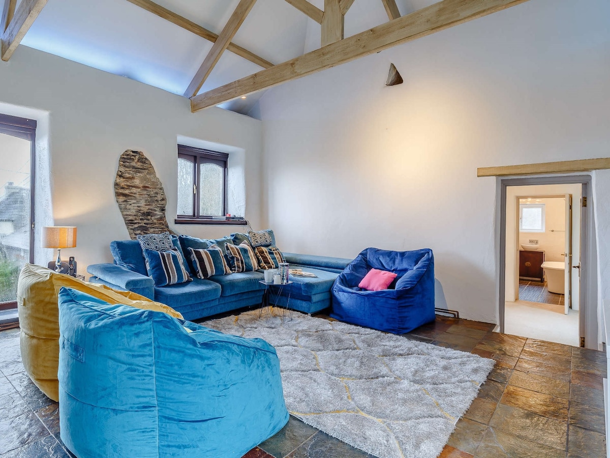 5 Bed in Looe (86136)