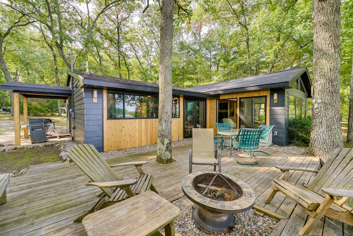 Lakefront Baldwin Cottage w/ Deck & Private Beach!