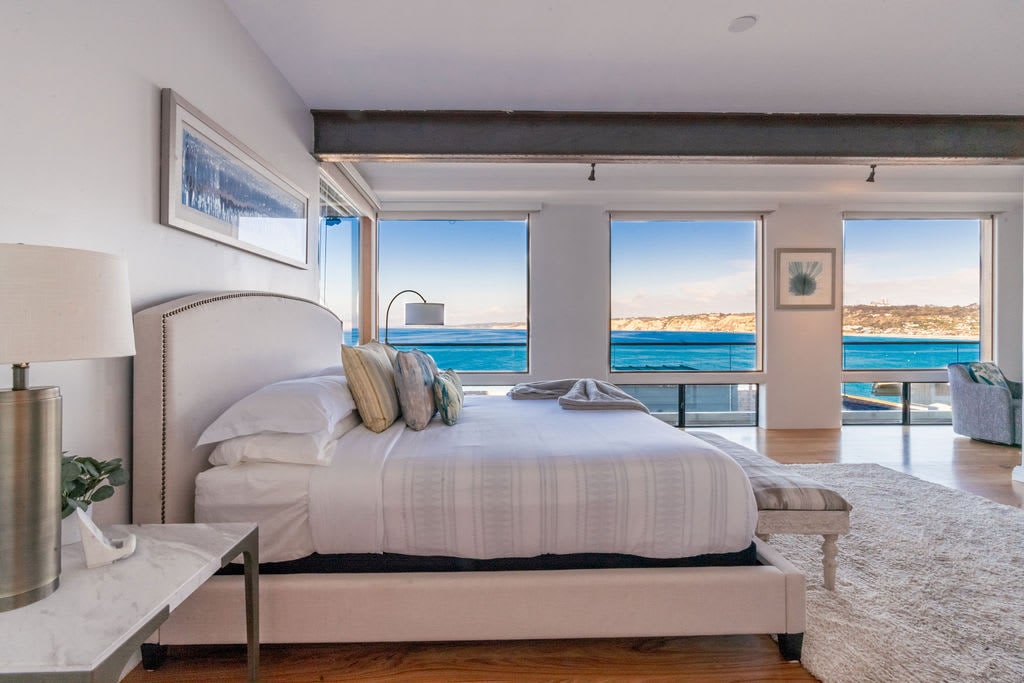 Oceanfront Studio in Heart of La Jolla Cove