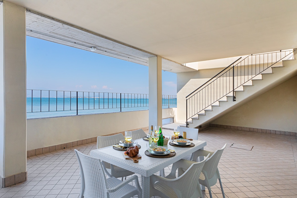 Residenza Miralago with pool - 2-bedroom apartment