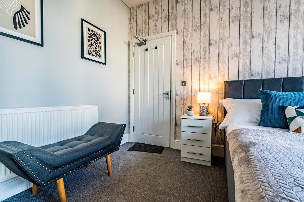 Cosy Private Room Near East Midlands Airport